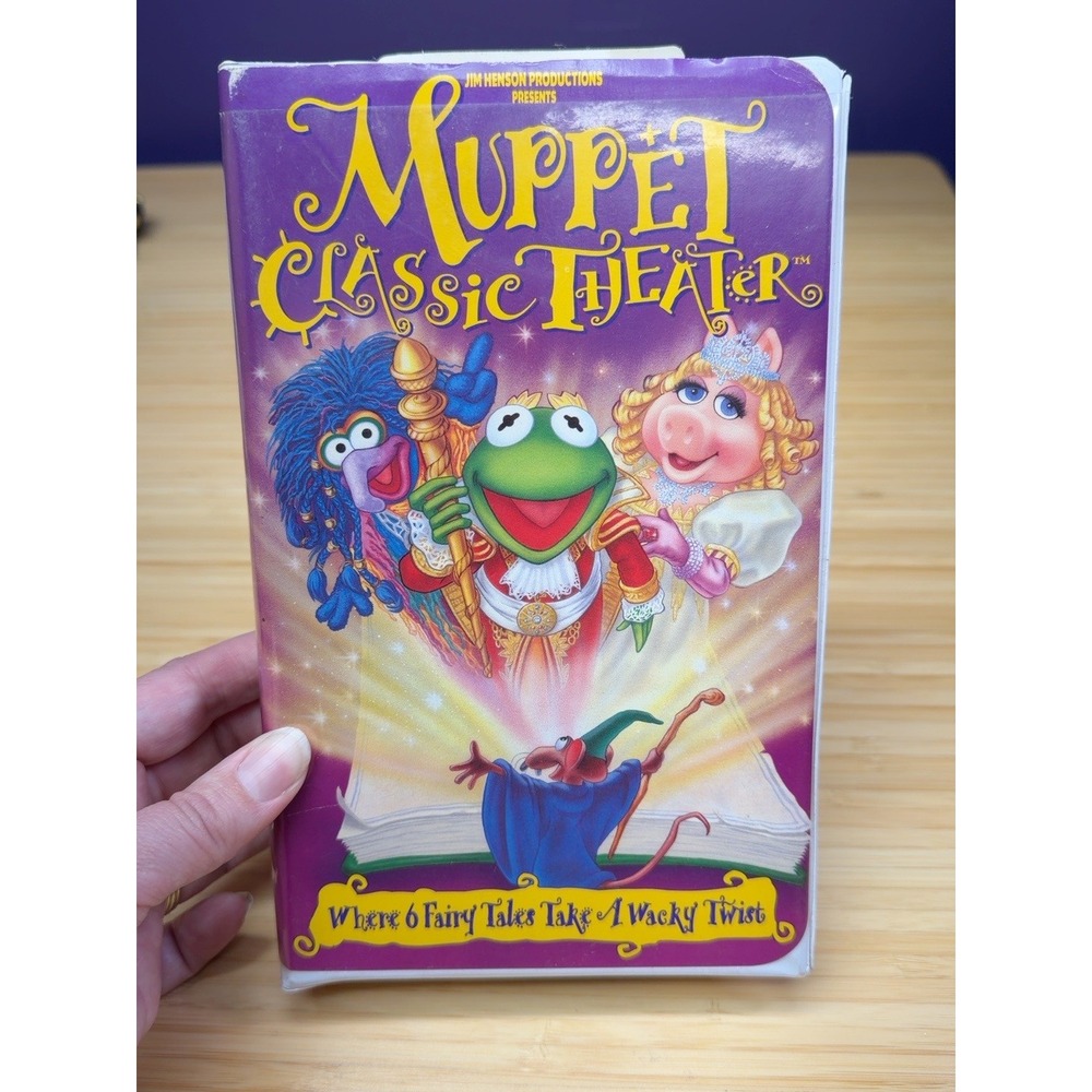 Muppet Classic Theater VHS 1994 Jim Henson Kermit Miss Piggy Clamshell